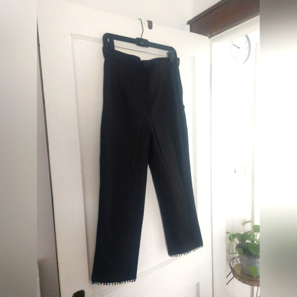 BLACK CAPRI PANTS BEADED HEM SIZE 16